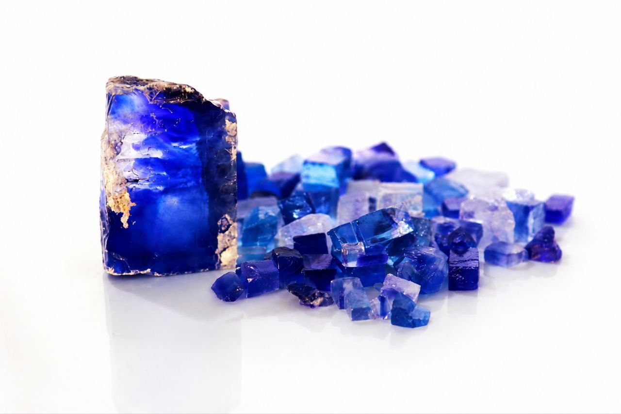 UNIQ ORIGIN product gallery image 2